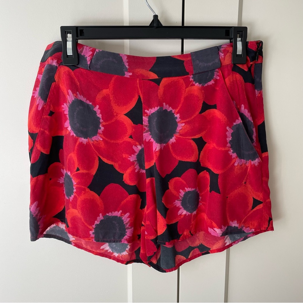 Silk Poppy Nieves Lavi Shorts